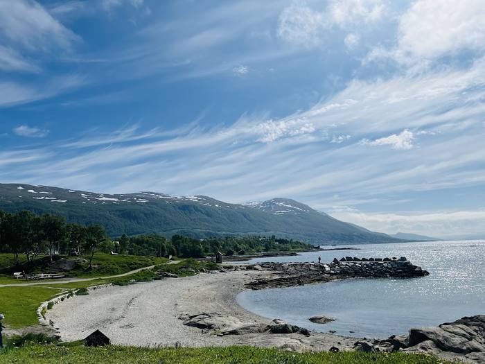 Bukta Beach (Telegrafbukta)
